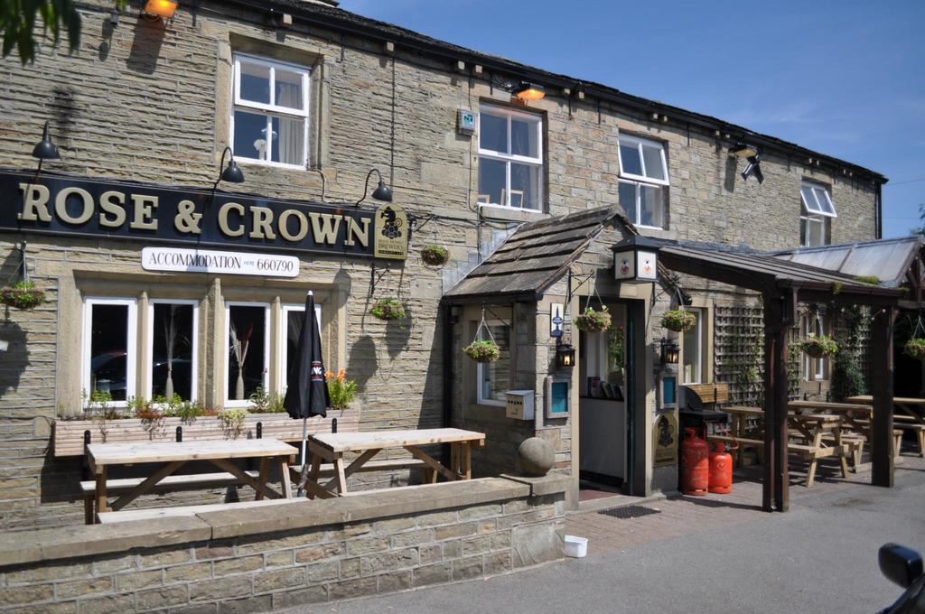 The Rose And Crown Hotel Huddersfield Exterior foto